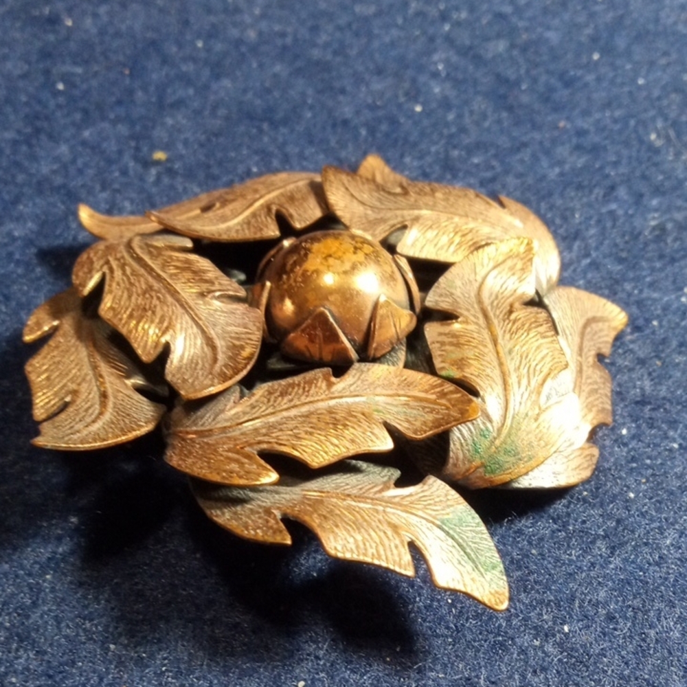 Elegant Bronze Leaf Brooch